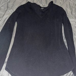 ANA Large Black Vneck pull over sweater